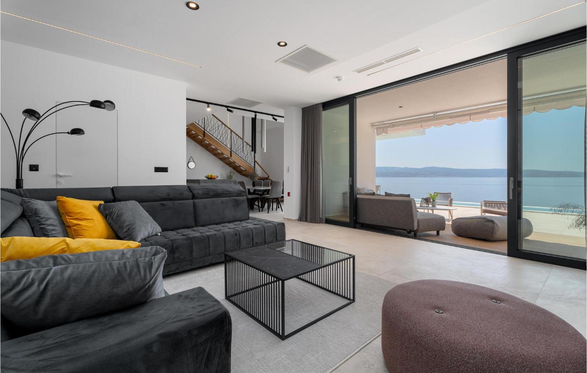 Beautiful Home In Omis With Kitchen Екстериор снимка